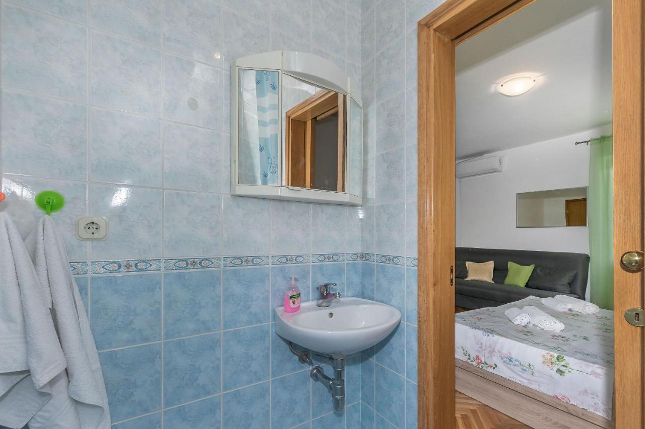 And Nevenka Appartement Makarska